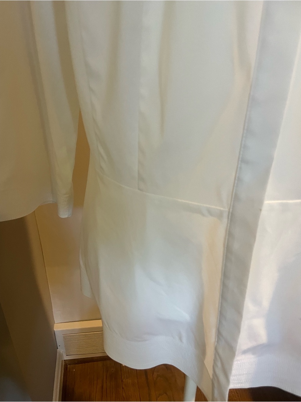 Lafayette 148 New York White Collared Button-Front Women’s Top - Picture 3 of 5